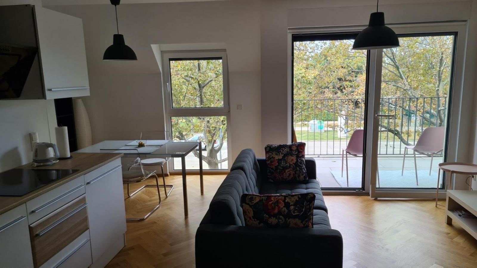 Top Apartments Kaiserebersdorf 비엔나 외부 사진